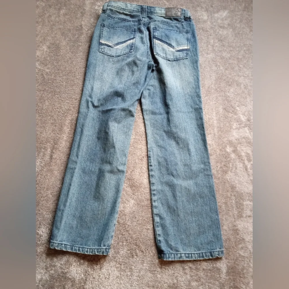 Oleg Cassini jeans with pocket embroidery